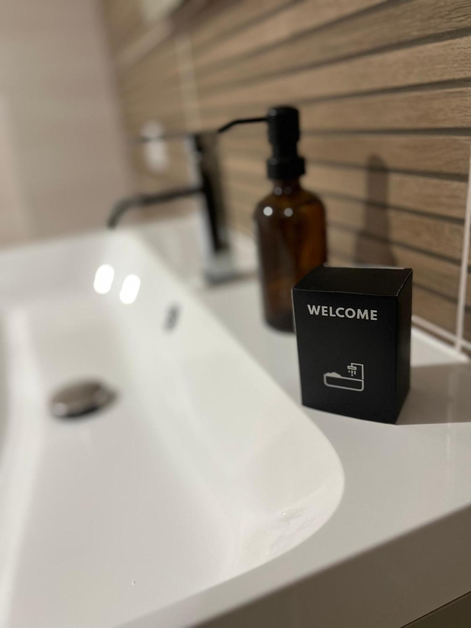 Appartamento Duplex Raffine, Elegant & Climatise - La Mezz Nîmes Esterno foto