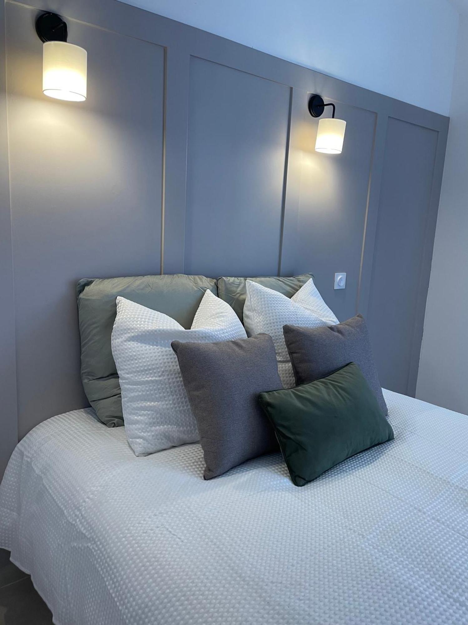 Appartamento Duplex Raffine, Elegant & Climatise - La Mezz Nîmes Esterno foto